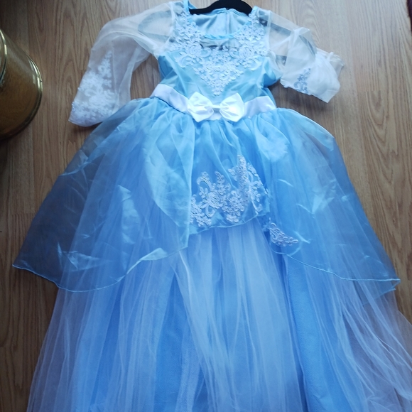 cracker barrel princess dress Cracker Barrel princess costumes for $24.99